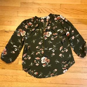 Fun2Fun Kenmore Split Neck Blouse